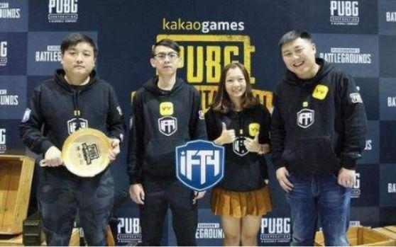 盘点曼联11年10大中锋 伊布重伤C罗决裂