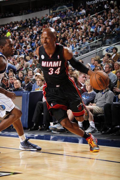 印度公开赛次日国羽9胜2负 女单女双悉数晋级16强.