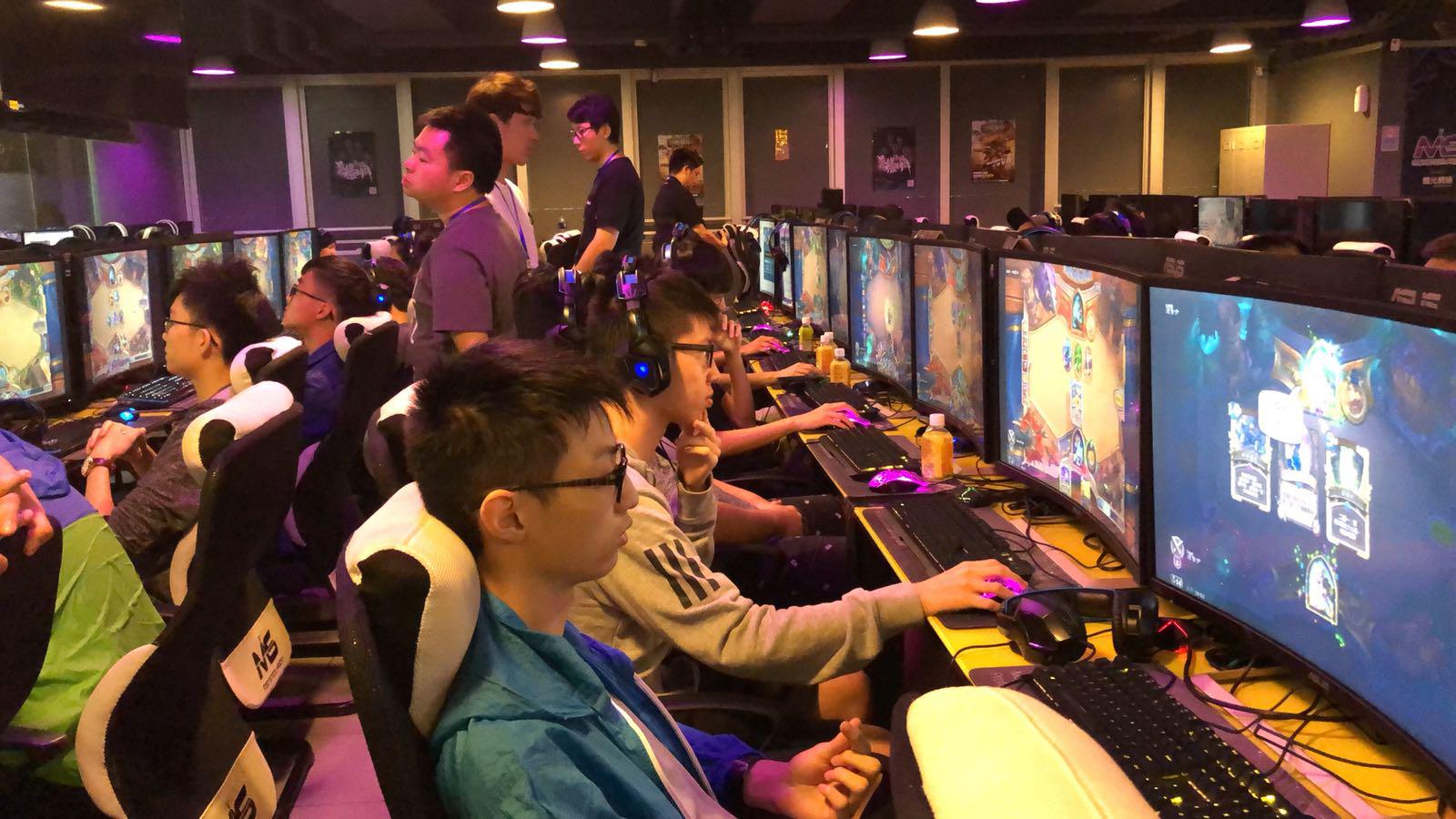 若切尔西、斯特拉斯堡都进欧冠，伯利需暂停对后.