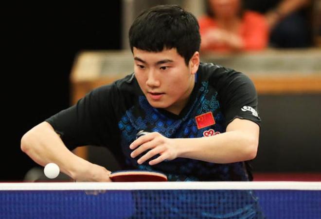 伊萨克在持 伊萨克在持