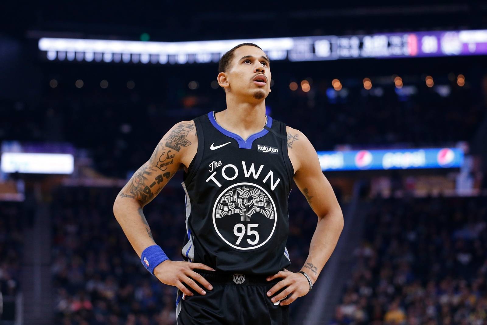 湖人新签中锋凯勒-凯利，期待他的表现