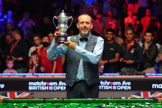 罗体：米兰vs拉齐奥VAR将被停哨；主裁未判点球正确但解释有误